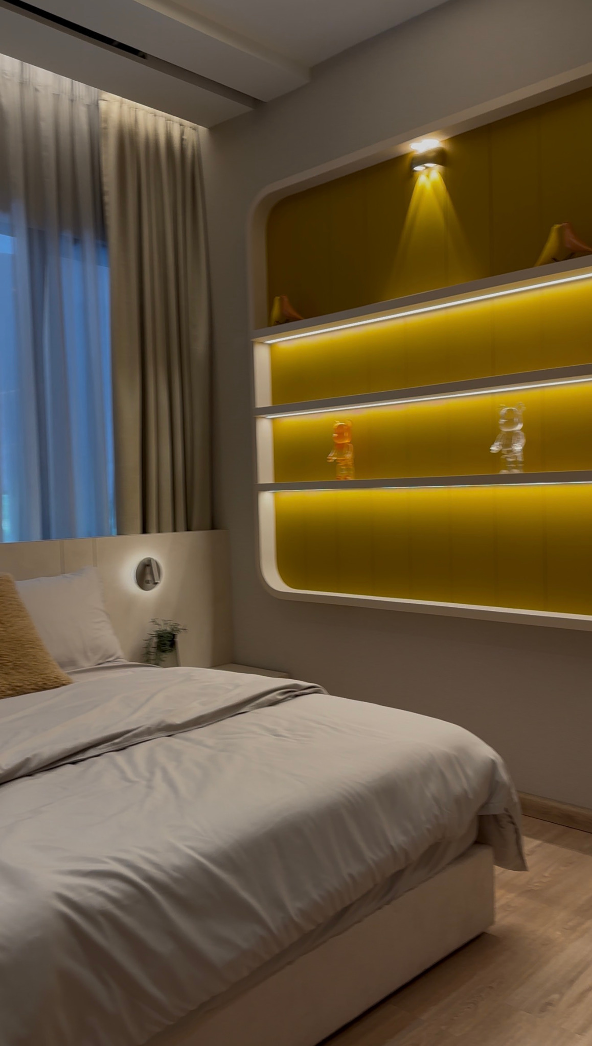 Laverra show unit bedroom